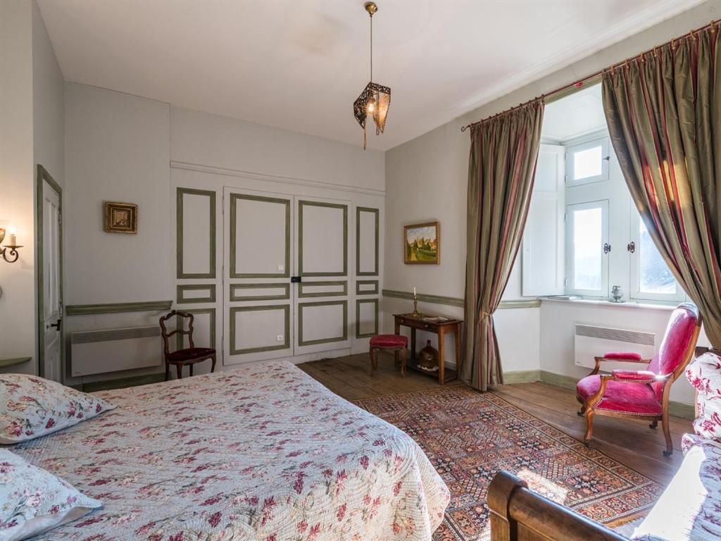 Chateau Des Marcilly Talaru Chalmazel-Jeansagniere Kamer foto